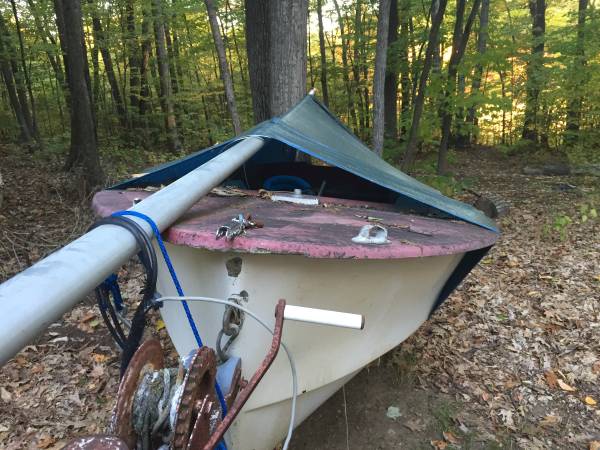 14 ft sailboat and trailer to go 