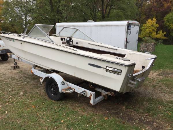 69 Searay solid hull no trailer 