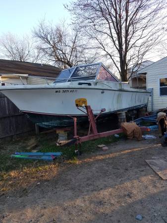 24' boat with ford 302 engine