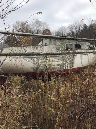 28' Westerly twin keel sailboat and trailer