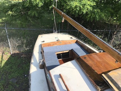25' dutch wooden sloop cockpit