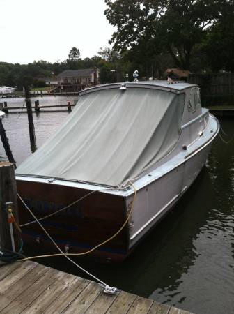 Free Boat. Pacemaker express cruiser. 1958.