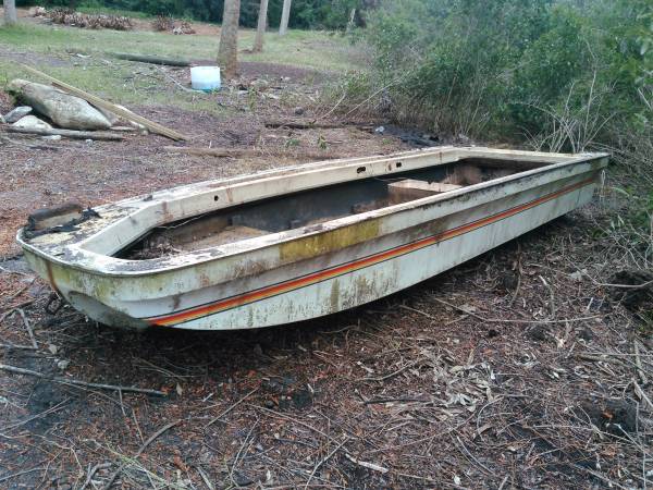 16ft long 5ft wide, fishing Boat