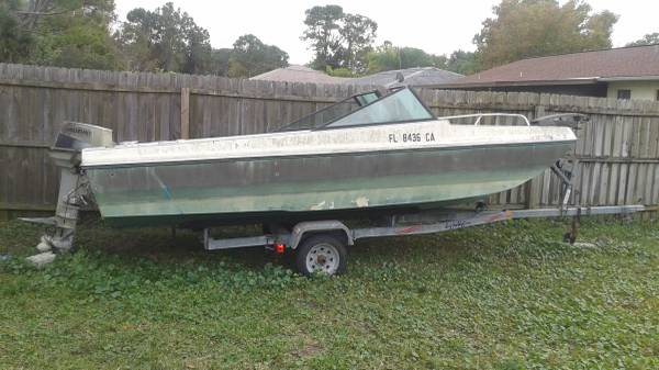 18' project boat. Engine only