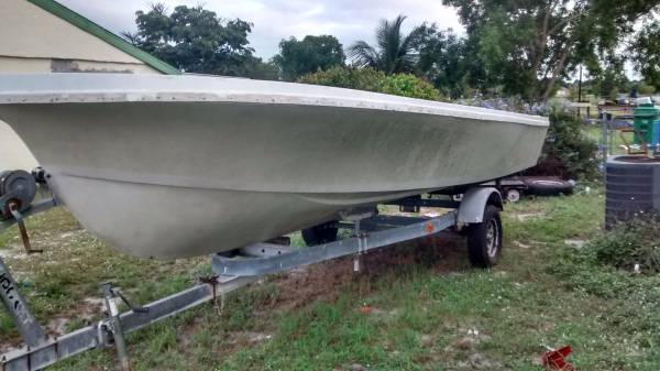 19 foot hull like Mako