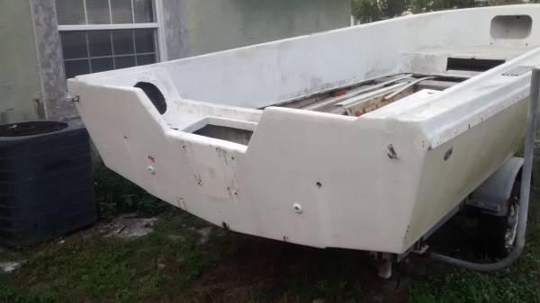 free 19 foot strern view hull