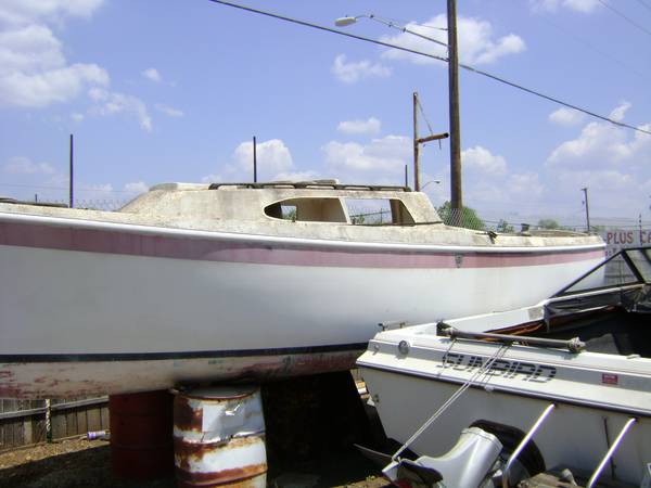 20 ft free sailboat