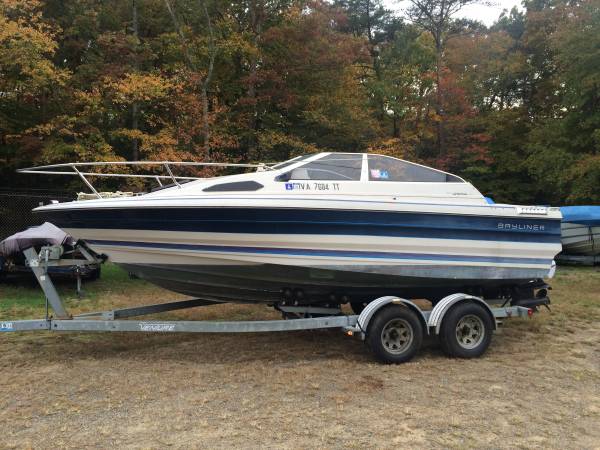 1990 bayliner boat FREE, needs engine