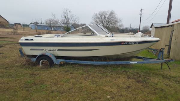 Free Boat and trailer needs tire