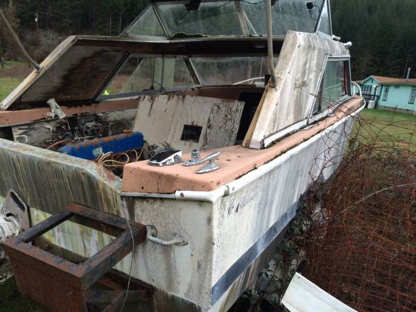 free boat and trailer boat view