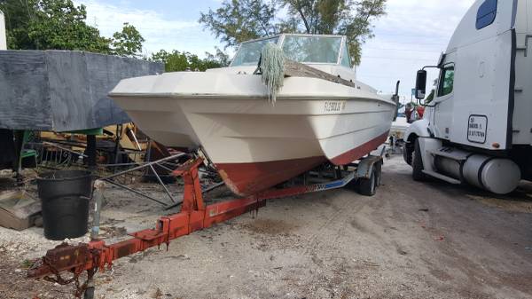 Free hull float away in South Florida