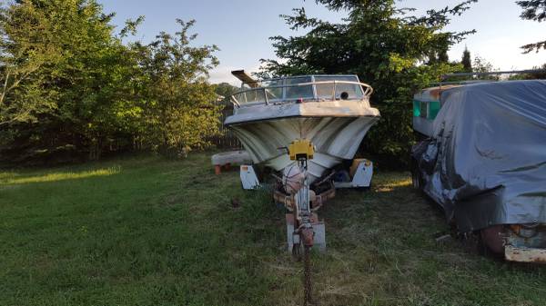 Free boat trailer and hottub