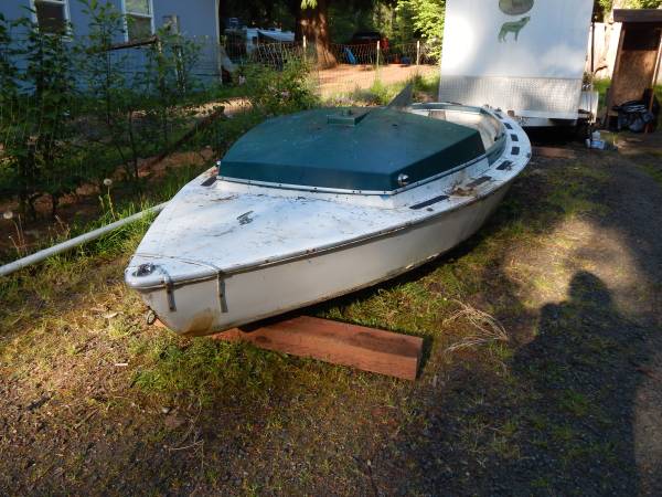 Free sailboat Shelton