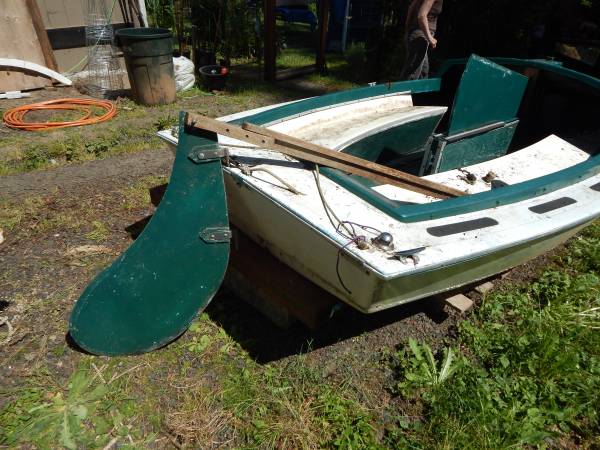 Free sailboat stern rudder tiller