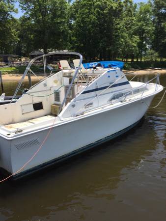 1978 Pacemaker 28 ft All Fiberglass