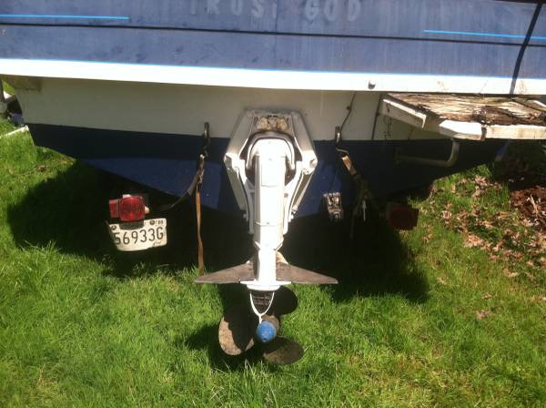 Bayliner with title outdrive