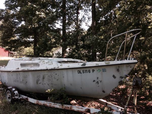 Free sailboat with title