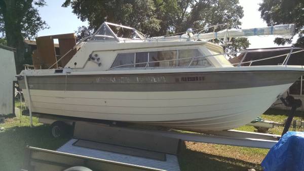 FREE 22ft Boat 1974 Mackinac