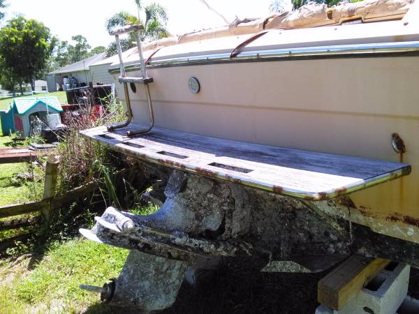  24' FG Slickcraft IO mount