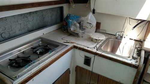 1975 Hunter 30' Sailboat  Interior