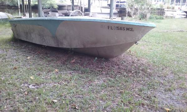 free powerboat hull