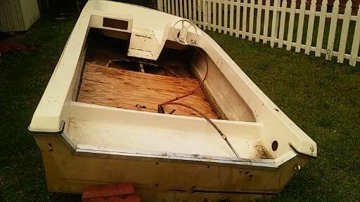 I'm currently working on finishing the floor board and the plexiglass.