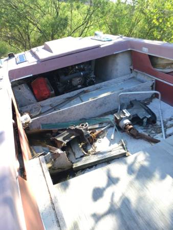 Hull with engine CLEAN!