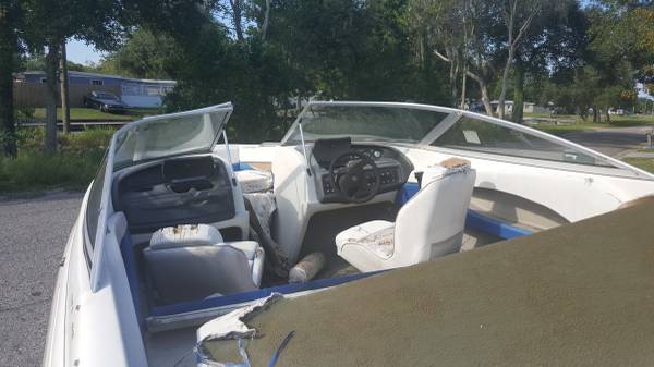 boat with trailer - broken axel