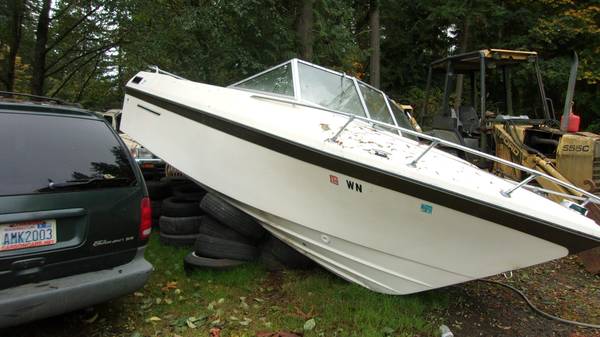 21 foot Appalo boat hull