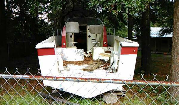 Tide boat stern