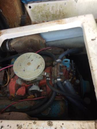 Small block 350 Chevy engine