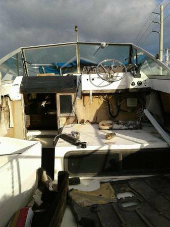 30 ft wellcraft cockpit