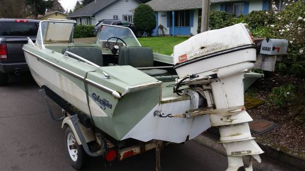 Glastron with 40 hp motor