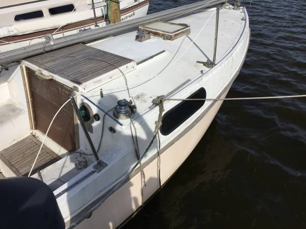 Columbia 24 project solid hull