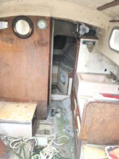 27 Tartin interior