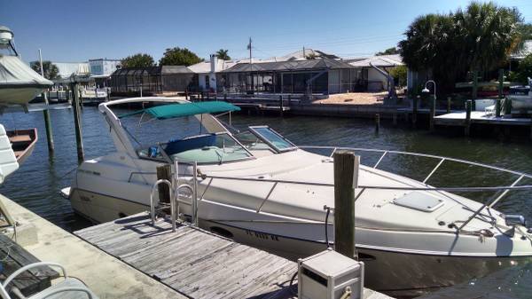 Regal 320 Commodore
