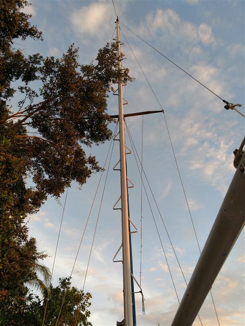 Cherubini mast up steps