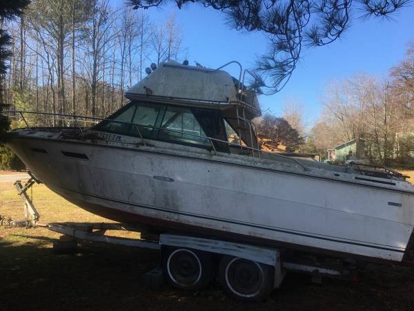 24 SeaRay Port