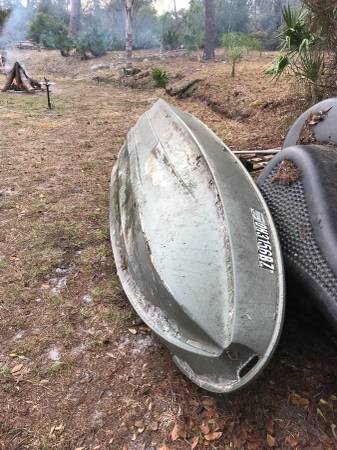 12 ft John Boat