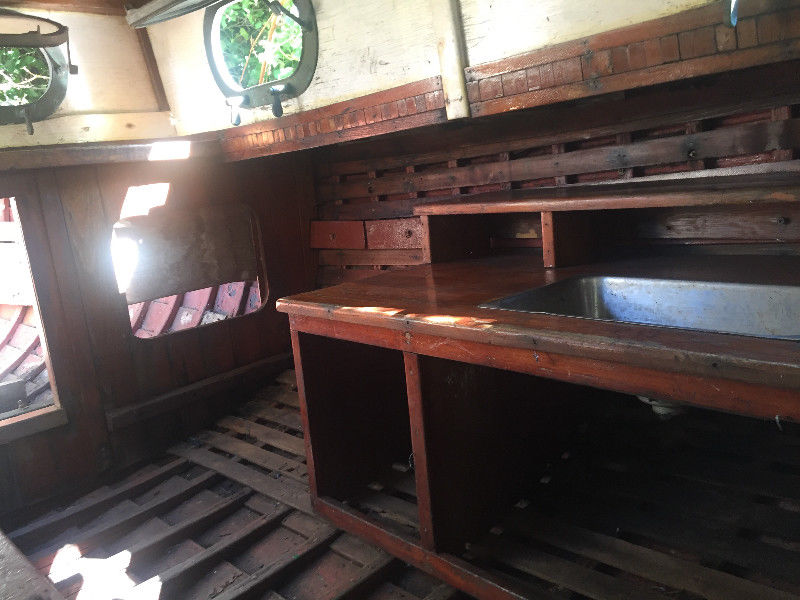 24 foot sailboat hardwoods