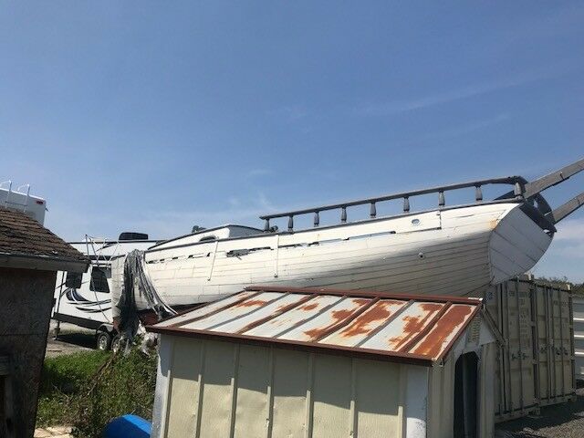 30' Wood Schooner sail boat nice lines