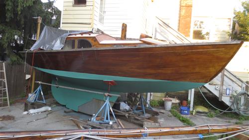 25' Wooden sloop built in Holland 1954