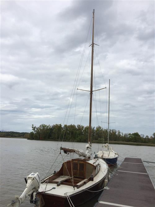 25' Wooden sloop built in Holland 1954 standing tall
