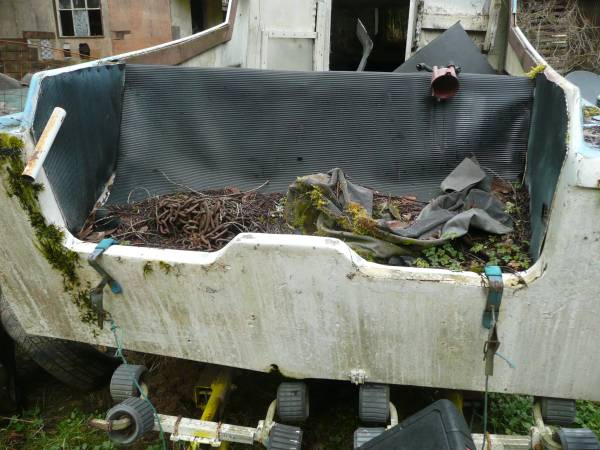 boat and trailer stern
