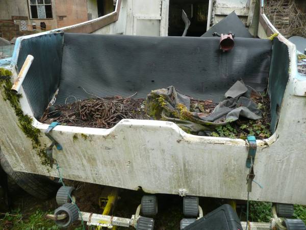 boat and trailer stern