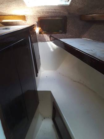 1973 26 Ft Searay Pacemaker birth