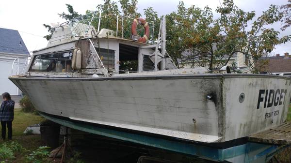 1966 Luhrs port side