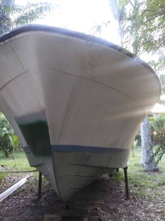 38 Trojan Project boat