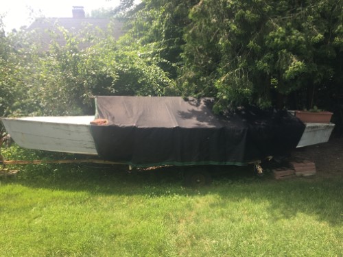 Lightning Class 19 ft. solid wood boat