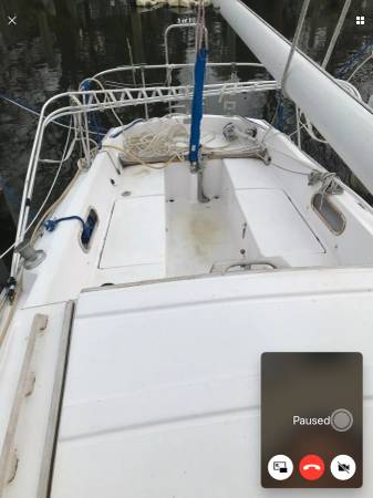 28ft Catalina Sailboat cockpit stern